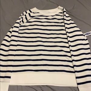 Crew neck